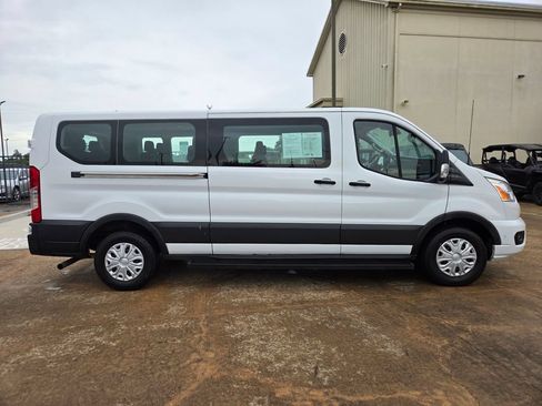 Used 2022 Ford Transit 350 XLT RWD image 4