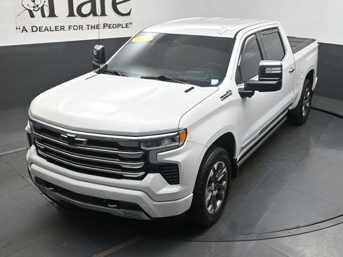 Used 2023 Chevrolet Silverado 1500 High Country w/ Technology Package AWD/4WD image 45