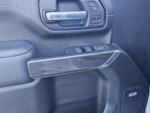 Used 2020 Chevrolet Silverado 3500 LTZ w/ LTZ Convenience Package image 12