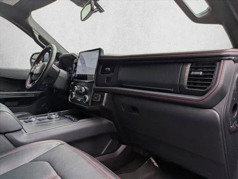 Used 2023 Ford Expedition Limited image 30