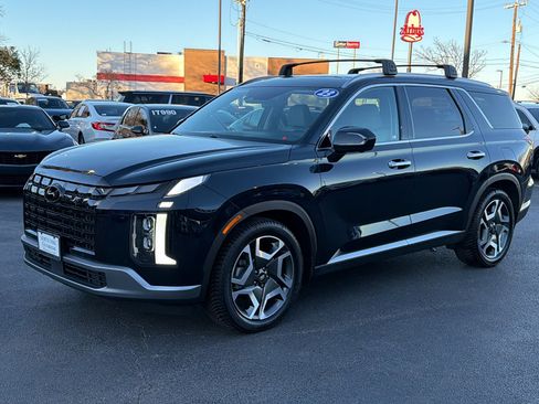 Used 2023 Hyundai Palisade SEL image 4