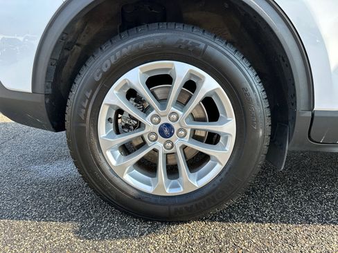 Used 2022 Ford Escape SE w/ Convenience Package image 17