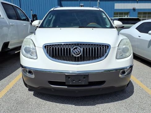 Used 2012 Buick Enclave Leather image 2