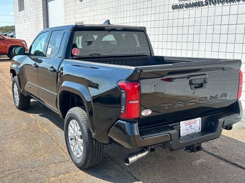 New 2026 Toyota Tacoma SR5 image 5
