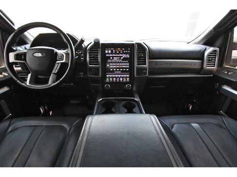 Used 2018 Ford F250 Platinum w/ Platinum Ultimate Package AWD/4WD image 10