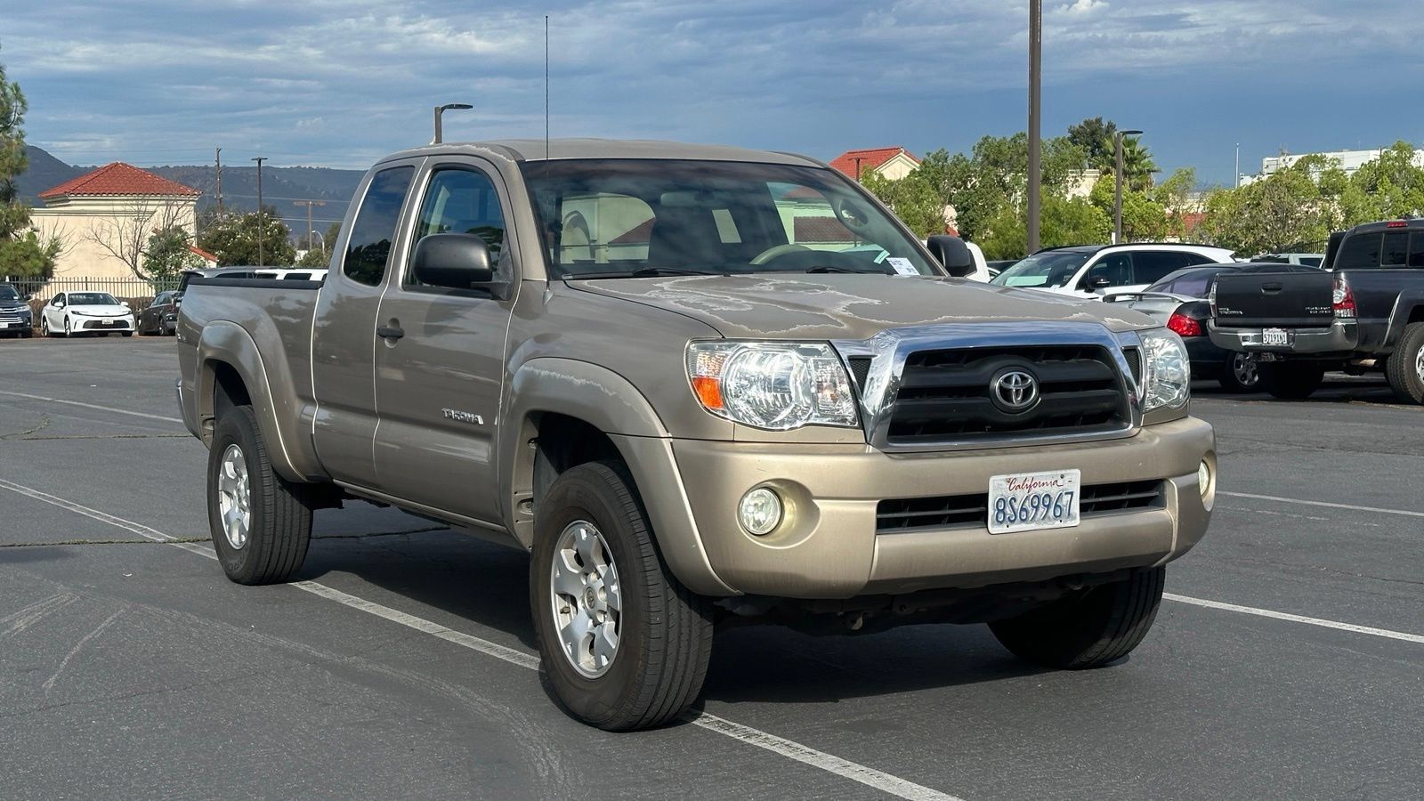 Used 2008 Toyota Tacoma PreRunner RWD image 2