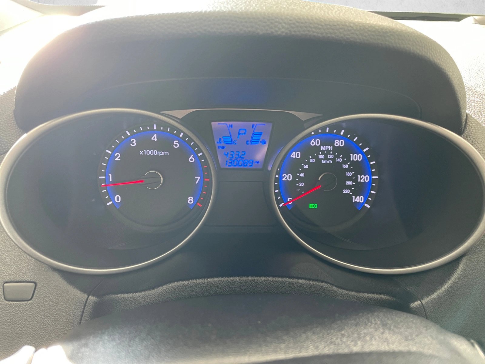 Used 2015 Hyundai Tucson Limited w/ Option Group 03 FWD image 14