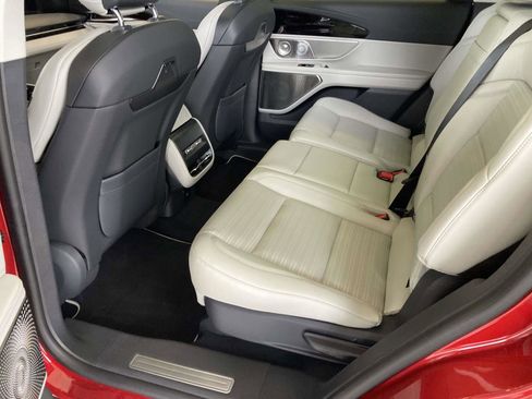 Used 2026 Lincoln Nautilus Reserve image 15