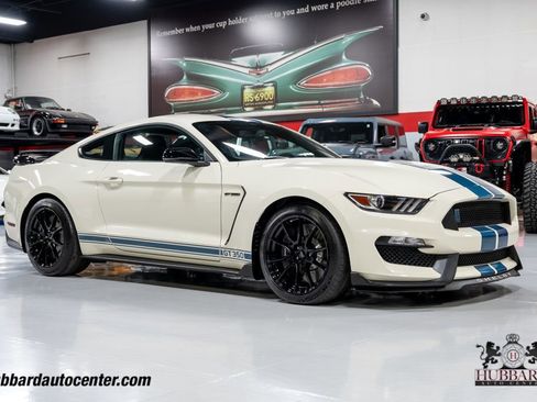 Used 2020 Ford Mustang Shelby GT350 w/ Technology Package RWD image 1