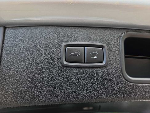 Certified 2023 Porsche Macan GTS AWD/4WD image 53