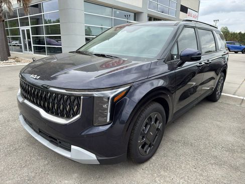 New 2026 Kia Carnival EX image 3