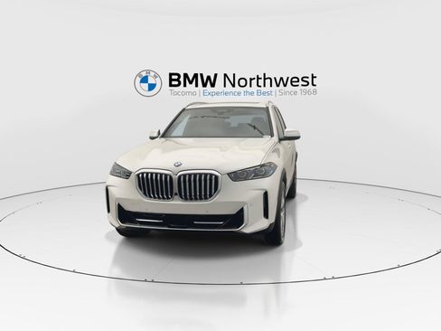 New 2026 BMW X5 xDrive40i AWD/4WD image 8