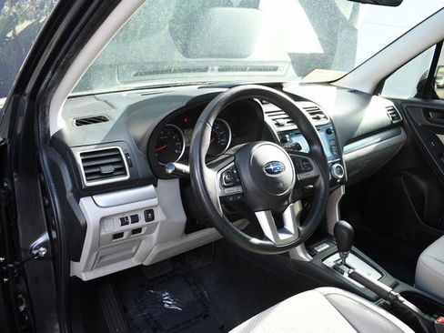 Used 2017 Subaru Forester 2.5i Premium w/ All-Weather Package image 14