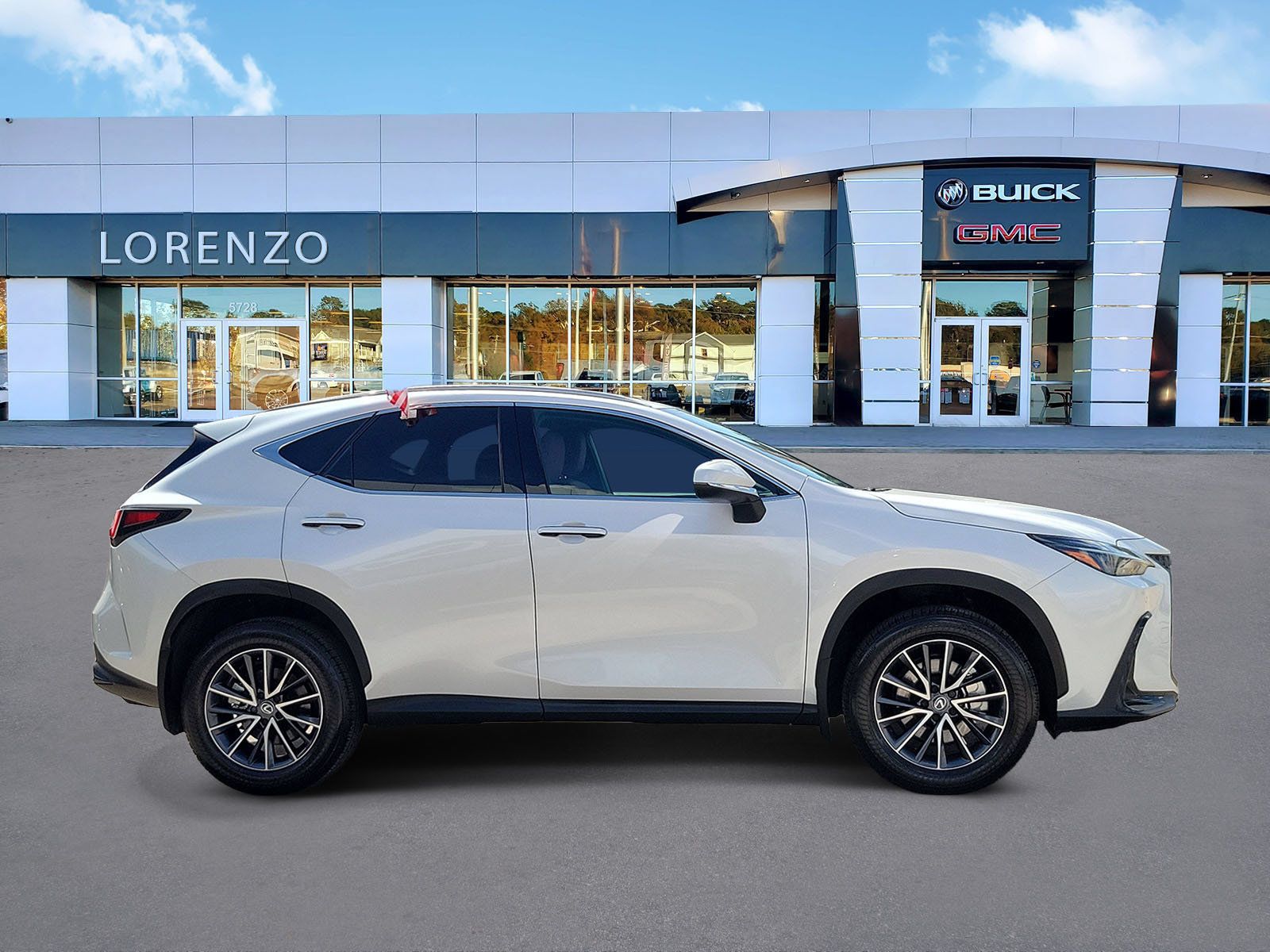 Used 2025 Lexus NX 250 FWD w/ Accessory Package (K3) image 4