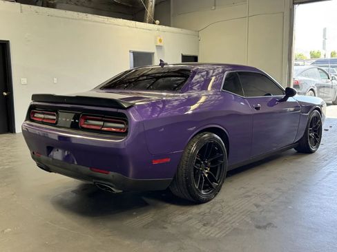 Used 2018 Dodge Challenger R/T Scat Pack w/ Leather Interior Group image 4