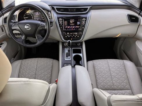 Used 2019 Nissan Murano Platinum w/ Cargo Package image 9