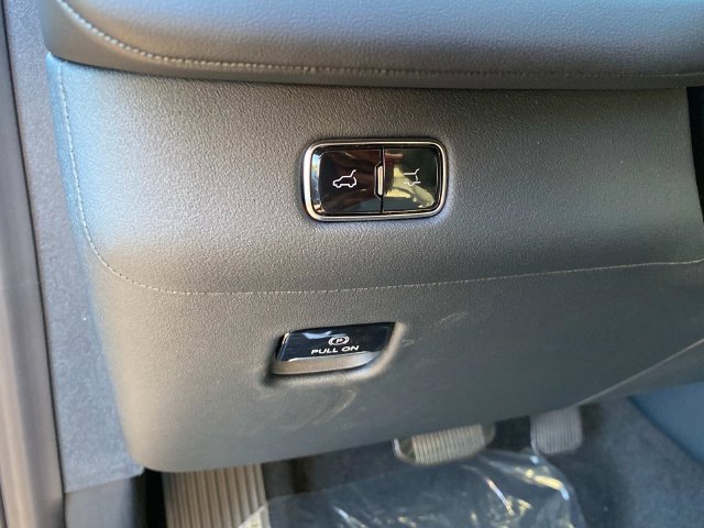 New 2027 Lincoln Navigator Reserve w/ Jet Appearance Package AWD/4WD image 14