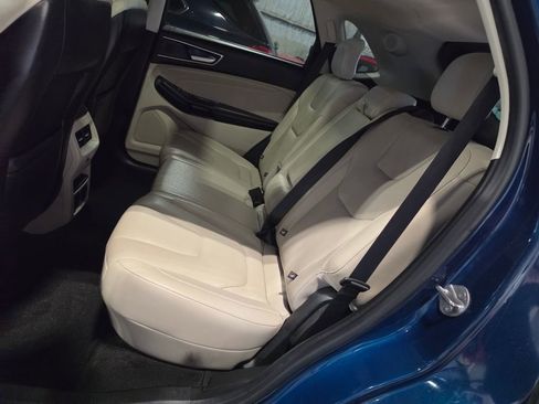 Used 2020 Ford Edge Titanium w/ Equipment Group 301A AWD/4WD image 7