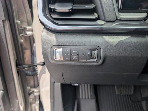 New 2026 GMC Terrain AT4 AWD/4WD image 17
