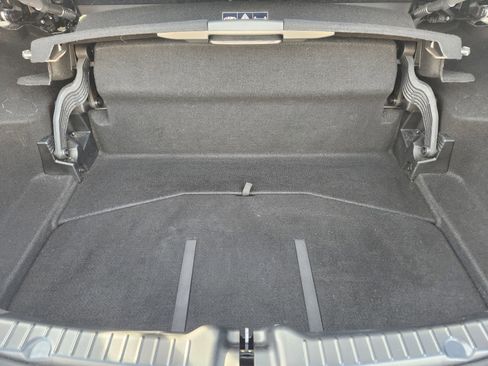 Used 2015 Mercedes-Benz SLK 250 image 31