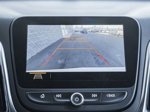 Used 2021 Chevrolet Equinox Premier image 45