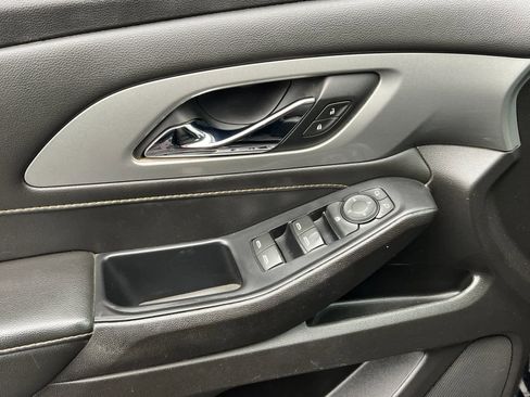 Used 2021 Chevrolet Traverse LS w/ LPO, Cargo Package image 12