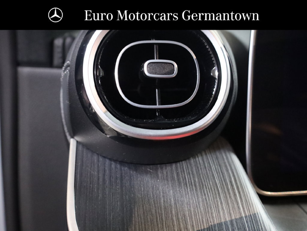 Certified 2024 Mercedes-Benz GLC 300 4MATIC image 11