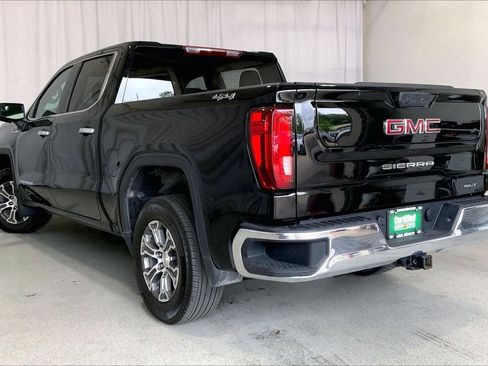 Used 2025 GMC Sierra 1500 SLT image 5