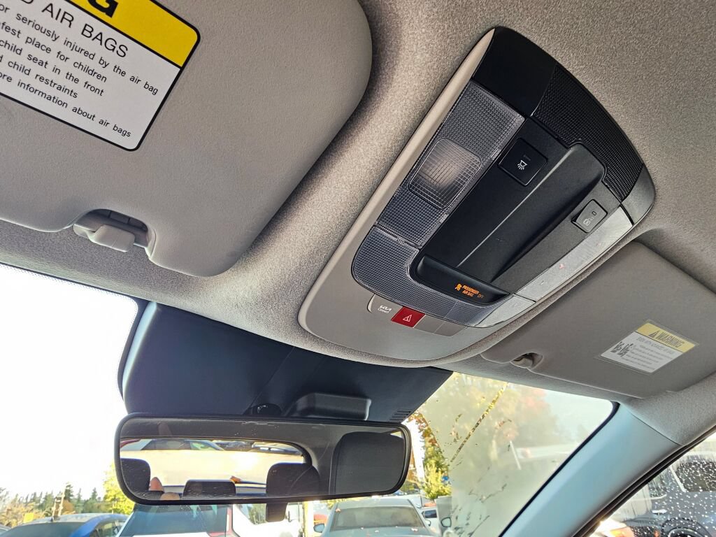 Certified 2023 Kia Niro Wind w/ Wind Preserve Package FWD image 17