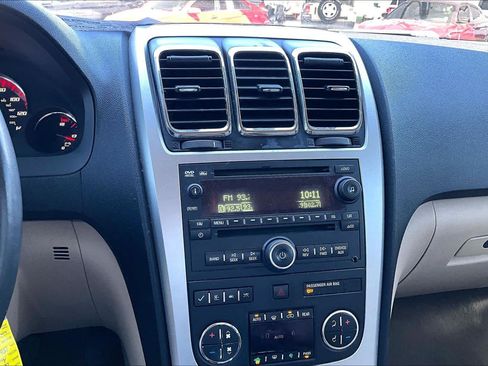 Used 2011 GMC Acadia SLT FWD image 30