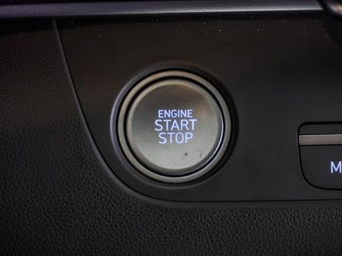 Used 2024 Hyundai Elantra SEL FWD image 26