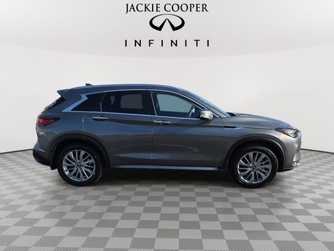 Certified 2025 INFINITI QX50 Luxe image 4