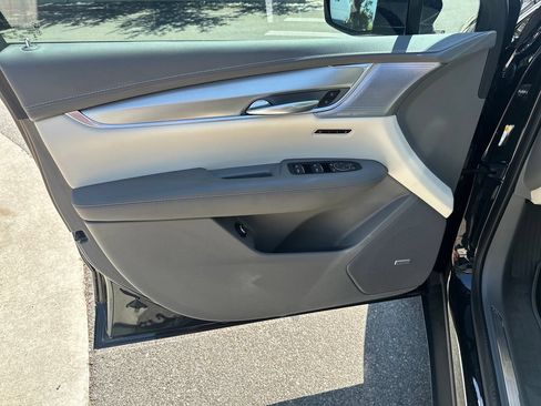 Certified 2023 Cadillac XT5 Premium Luxury w/ Technology Package FWD image 19