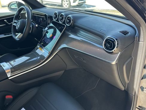 Used 2026 Mercedes-Benz GLC 300 image 7