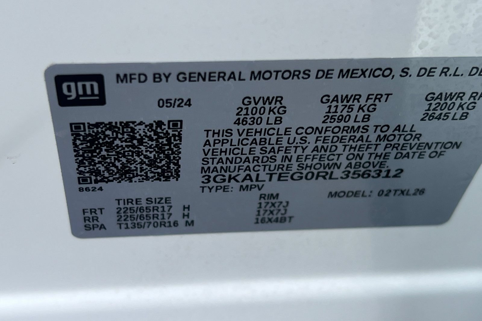 Used 2024 GMC Terrain SLE AWD/4WD image 26