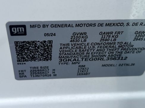 Used 2024 GMC Terrain SLE AWD/4WD image 26
