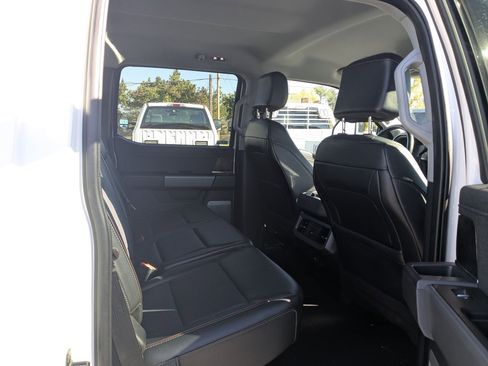 Used 2024 Ford F350 Lariat image 31