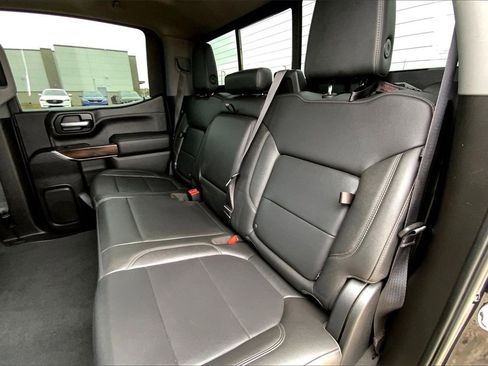 Used 2021 GMC Sierra 1500 SLT image 21