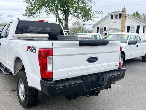 Used 2019 Ford F250 XL w/ Power Equipment Group AWD/4WD image 2