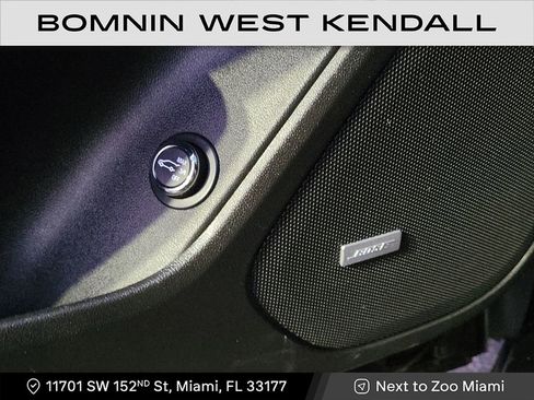 Used 2023 Chevrolet Blazer RS w/ Enhanced Convenience Package image 30