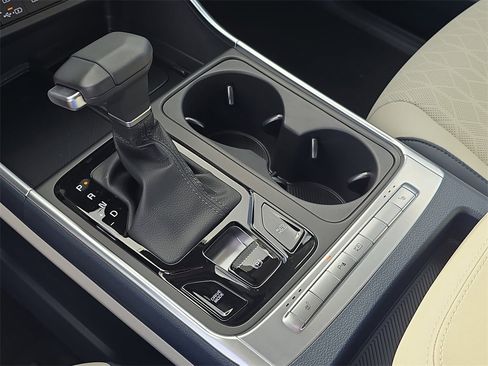 New 2026 Kia Carnival EX image 30