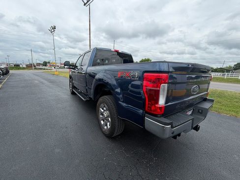Used 2017 Ford F250 Lariat w/ Lariat Ultimate Package AWD/4WD image 5