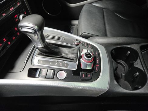 Used 2017 Audi Q5 2.0T Premium Plus w/ Technology Package image 27