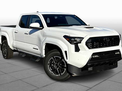 New 2025 Toyota Tacoma TRD Sport image 2