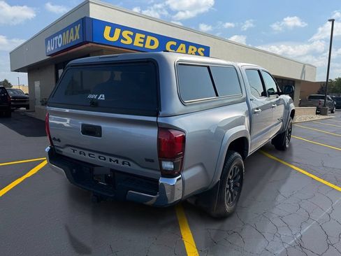 Used 2020 Toyota Tacoma SR5 AWD/4WD image 5
