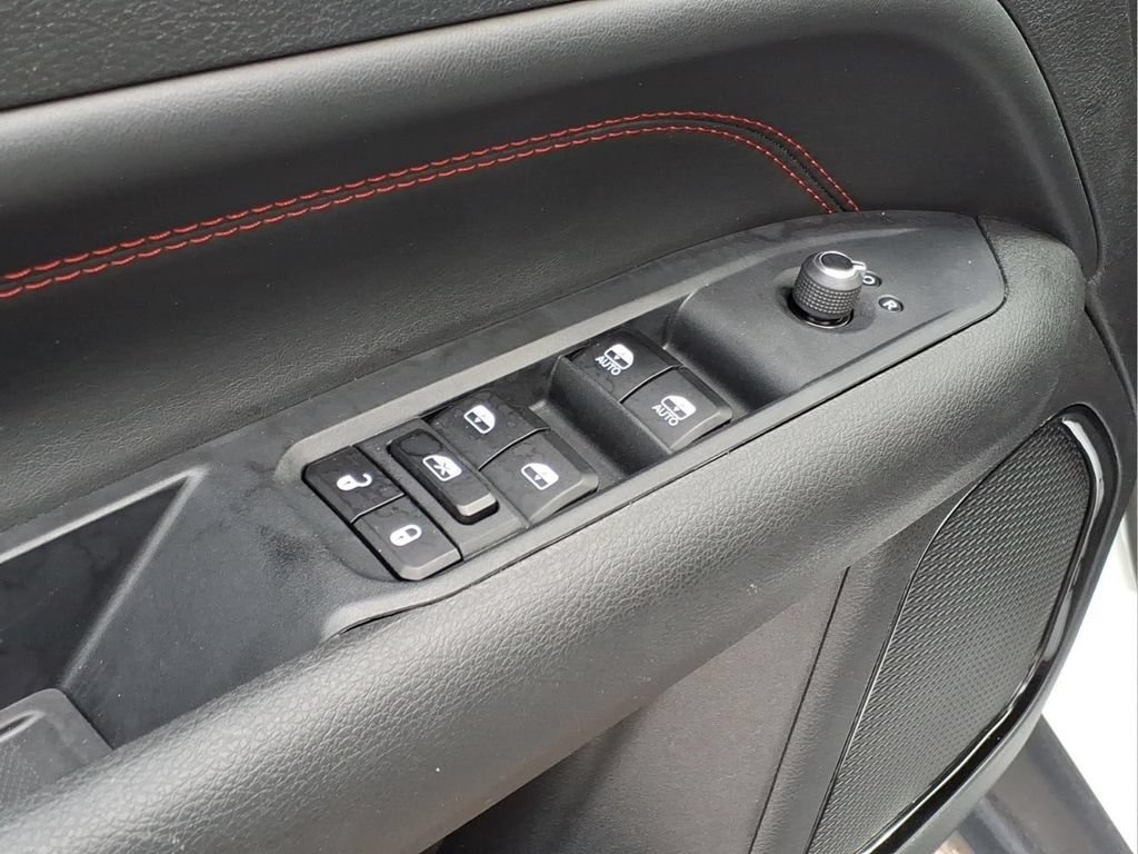 Used 2025 Jeep Compass Trailhawk AWD/4WD image 20