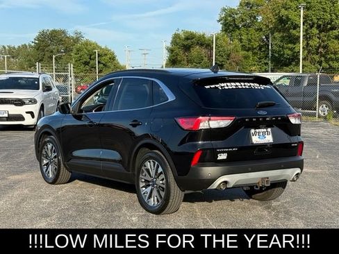 Used 2022 Ford Escape Titanium w/ Class II Trailer Tow Package AWD/4WD image 5