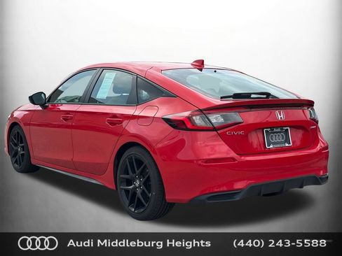 Used 2024 Honda Civic Sport image 5