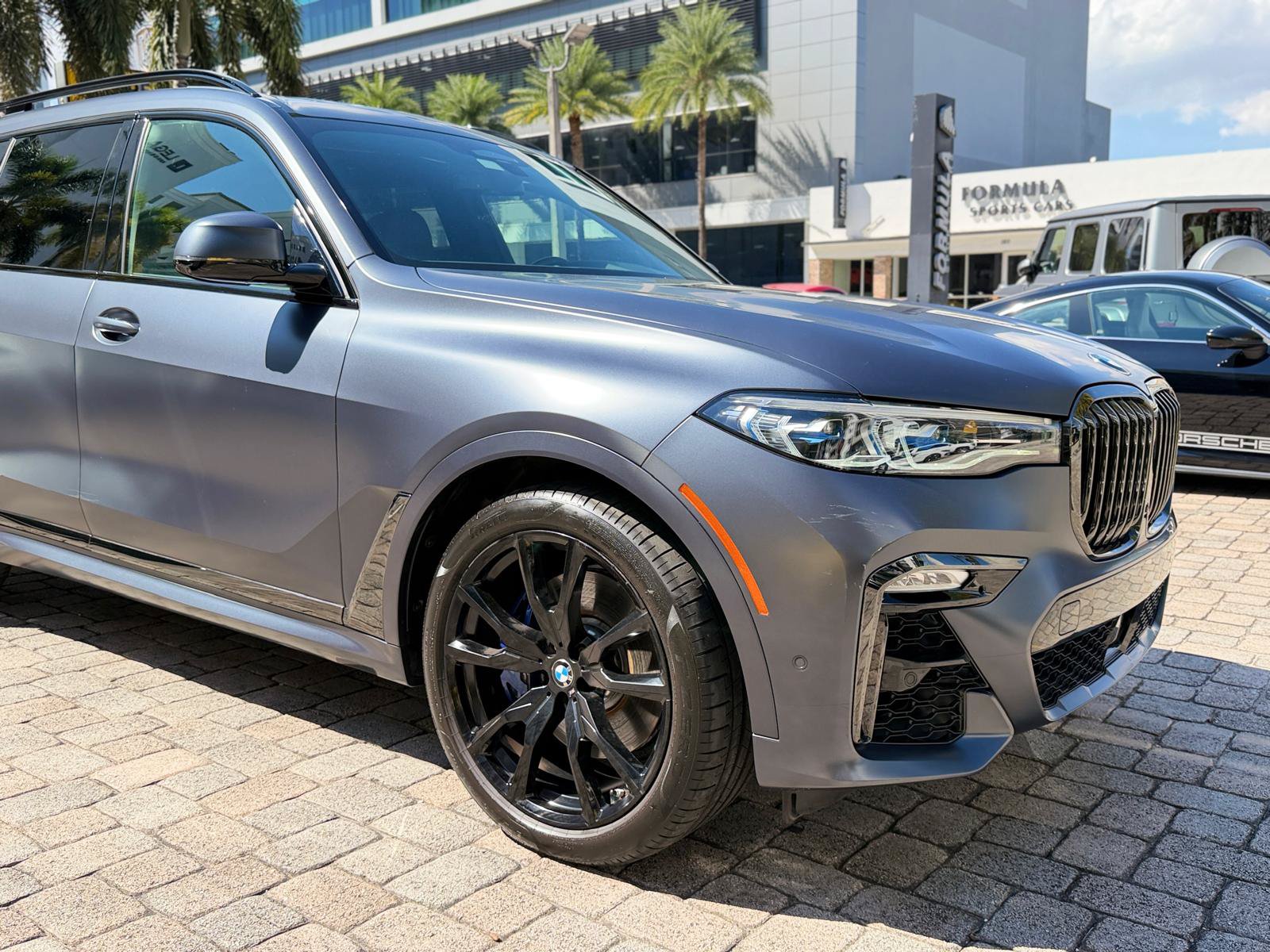 Used 2021 BMW X7 M50i AWD/4WD image 6