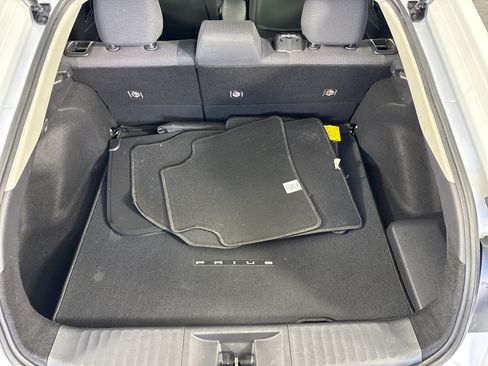 Used 2023 Toyota Prius Prime SE image 29